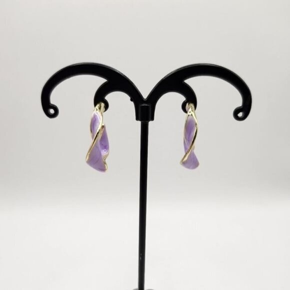2/$15‎ Purple Twisted Enamel Earrings (NWOT) - Picture 1 of 3